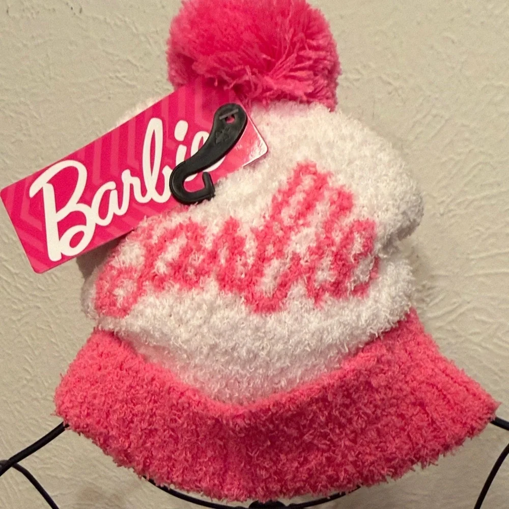 💈💈💈3 for 12$💈💈💈Barbie Fuzzy Pink and White Pom-Pom Hat